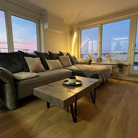 Charmante Penthouse - Therme Badewelt - Museum In Sinsheim Hoffenheim Bagian luar foto